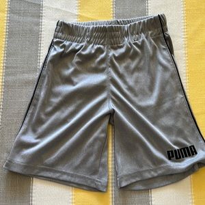 Boys size 5/6 puma shorts
